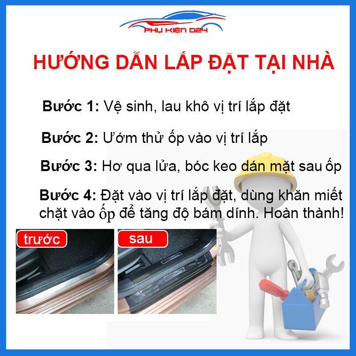 Bộ ốp bậc cửa trong ngoài nẹp bước chân Fortuner 2017-2018-2019-2020-2021-2022 Inox chống trầy trang trí xe