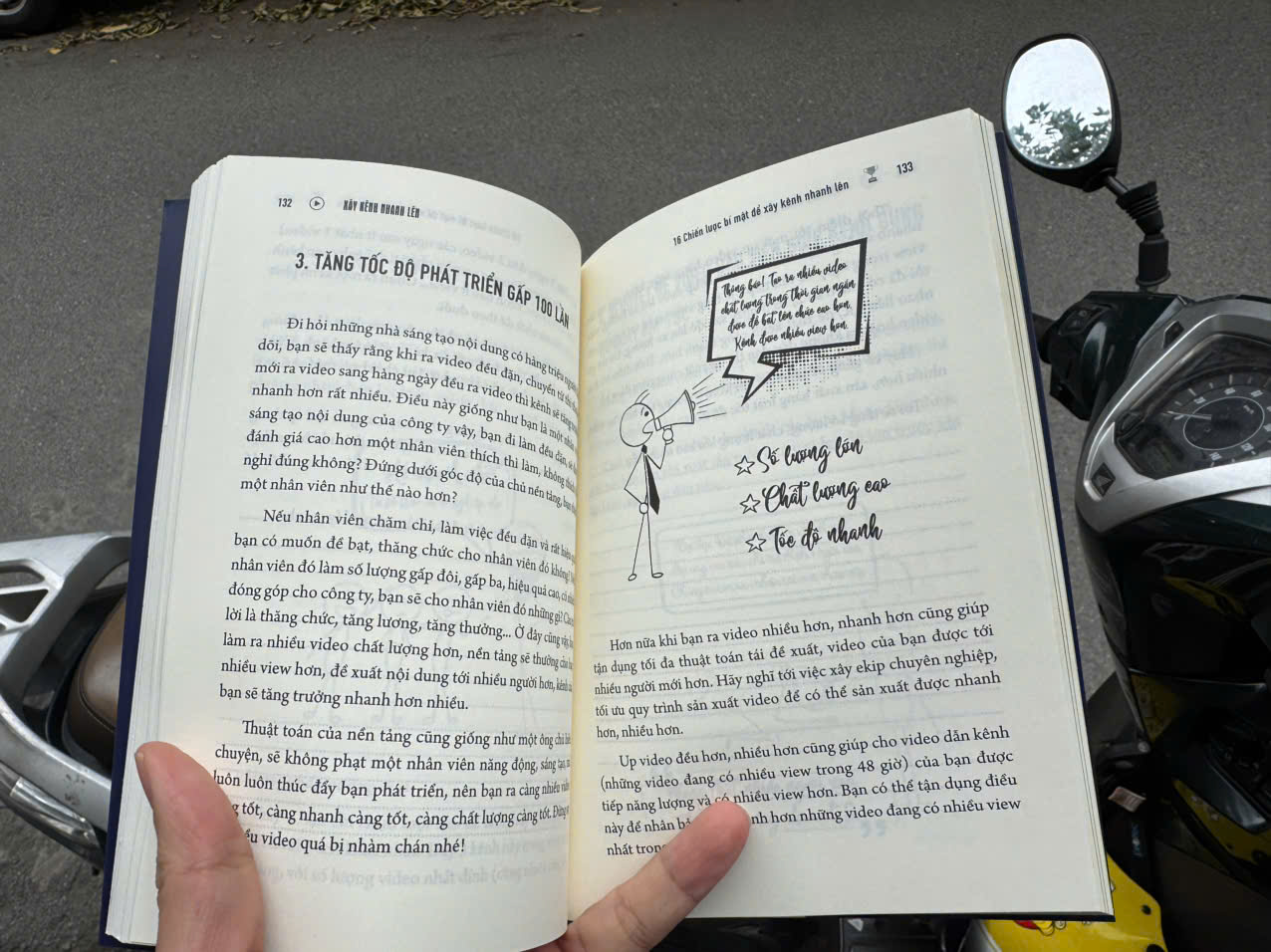 XÂY KÊNH NHANH LÊN “ĐỂ SỰ NGHIỆP LÊN NHANH” – Chú Hùng Vlog - Mochi Books – NXB Lao Động