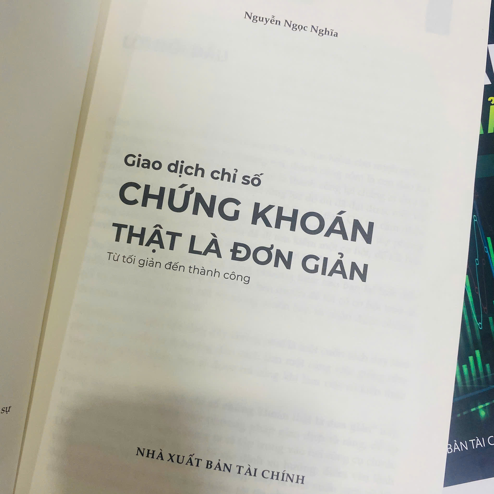 Giao dịch chỉ số Chứng khoán thật là đơn giản - Tác giả Nguyễn Ngọc Nghĩa