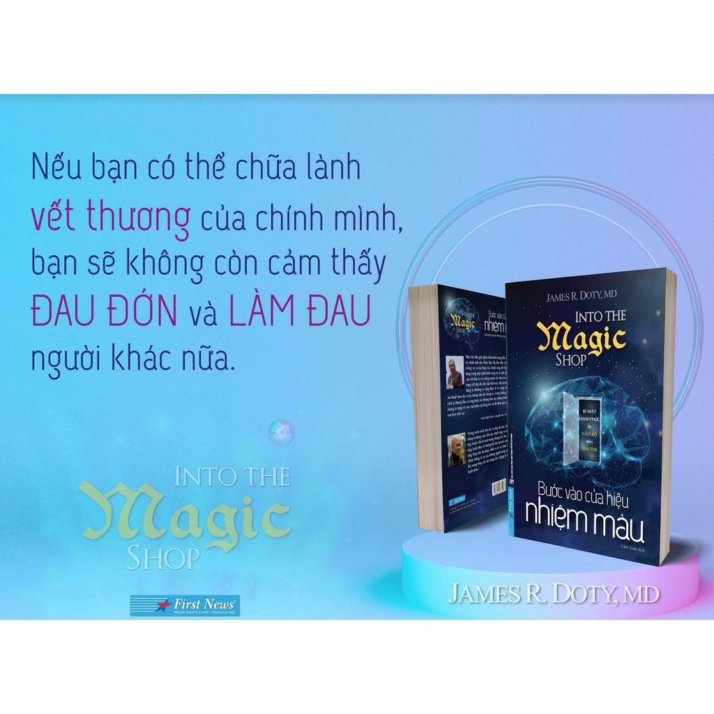 Bước Vào Cửa Hiệu Nhiệm Màu - Bản Quyền