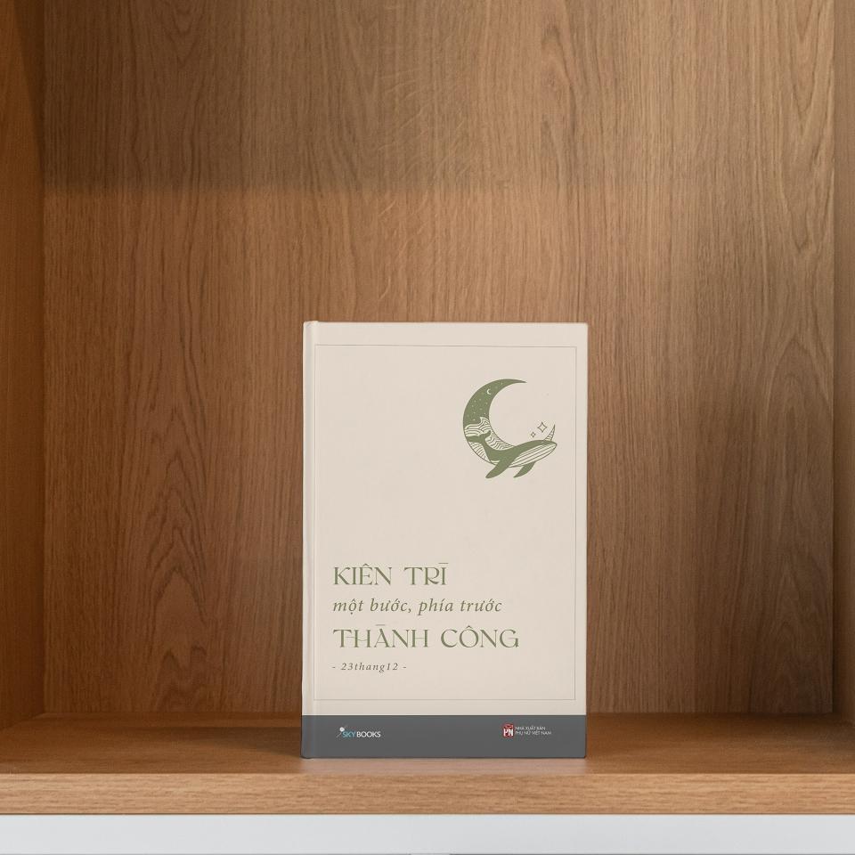 Sách - Kiên Trì Một Bước, Phía Trước Thành Công - 23thang12 - AZ Việt Nam