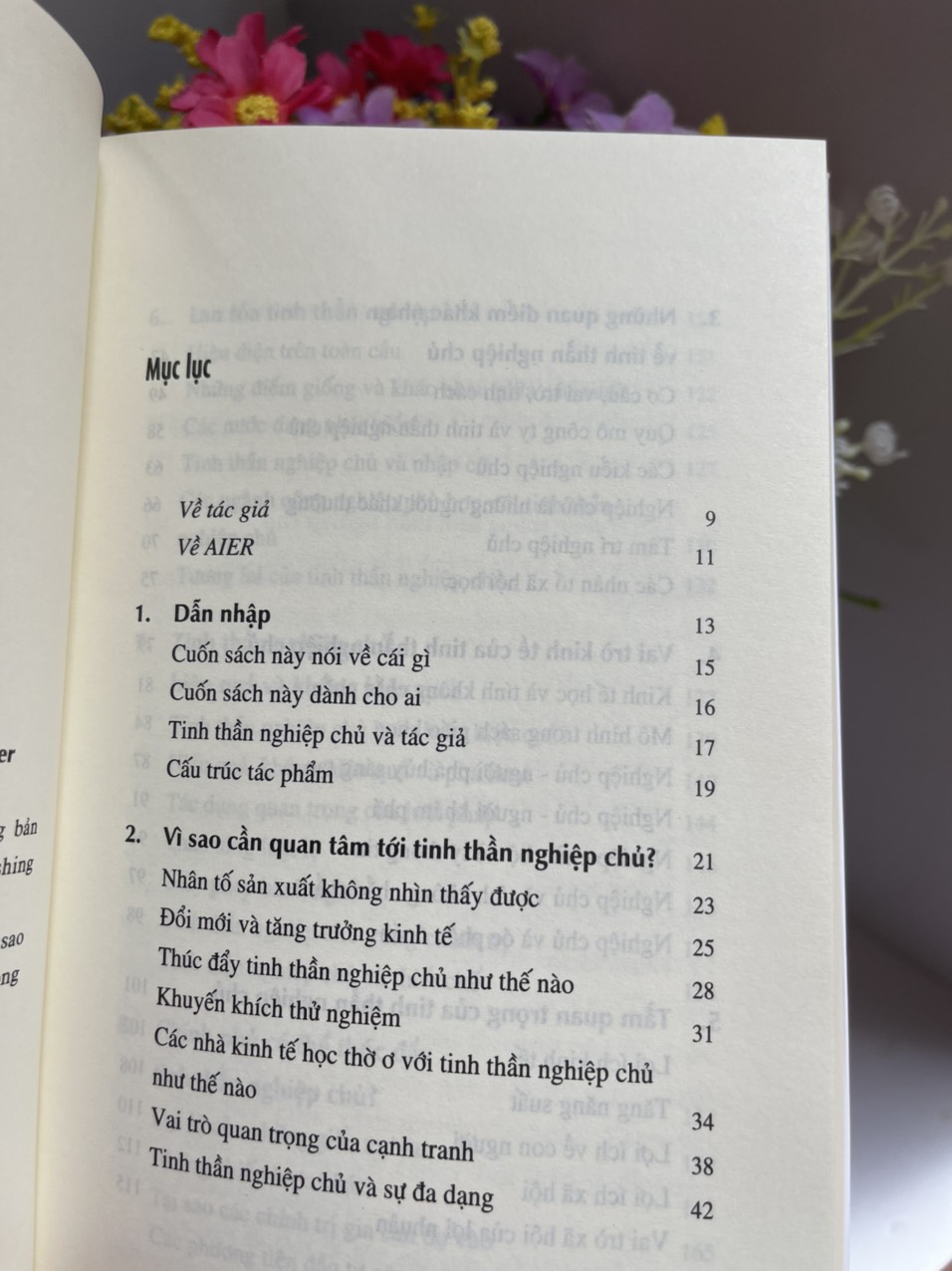 TINH THẦN NGHIỆP CHỦ - Một dẫn nhập - Eamonn Butler – Phạm Nguyên Trường dịch - NXB Tri Thức